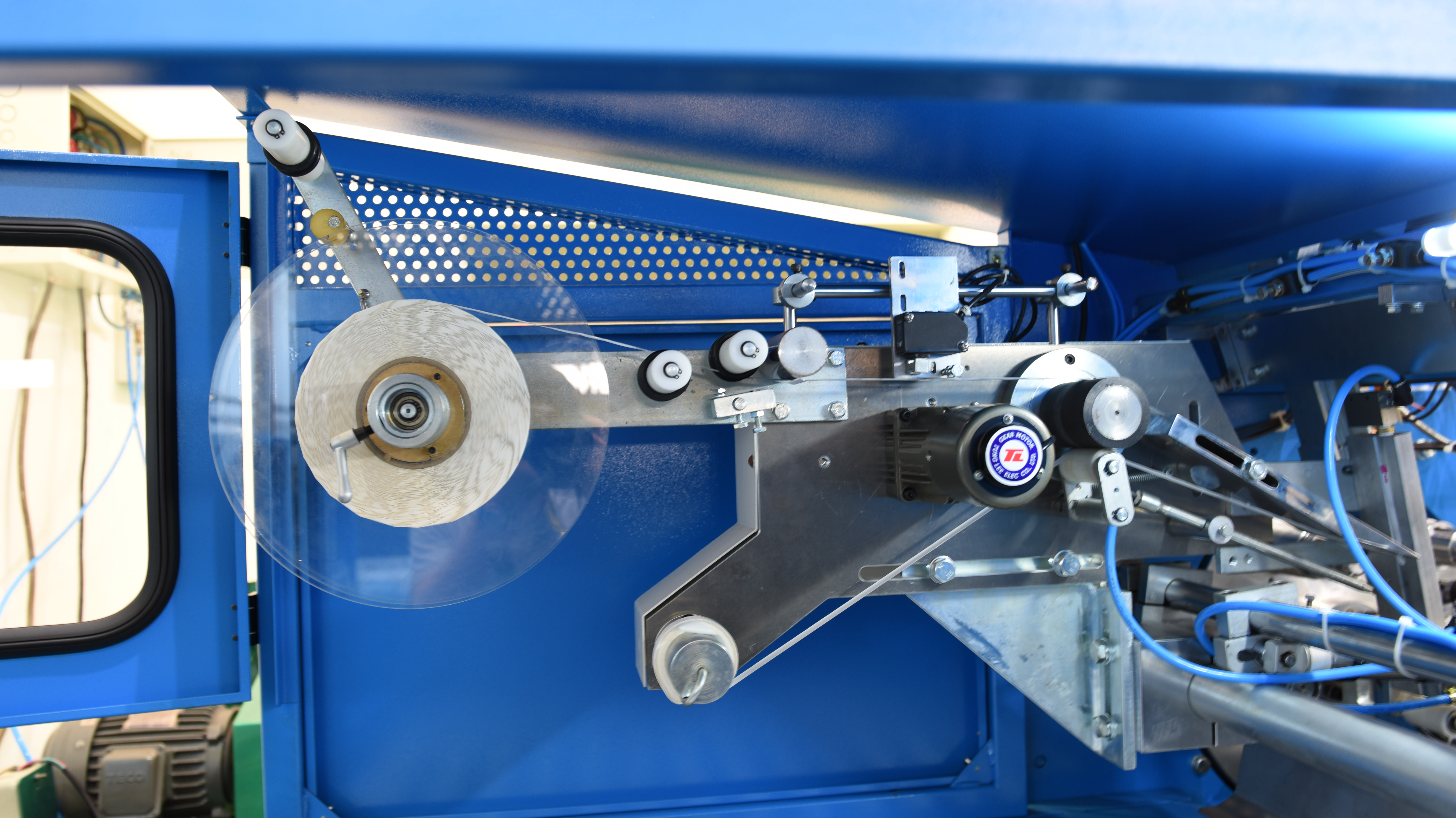 Automatic Cling Film Aluminum Foil Rewinding Machine