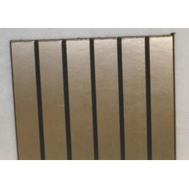 METALLIC TOP PANEL WITH V-GROOVE