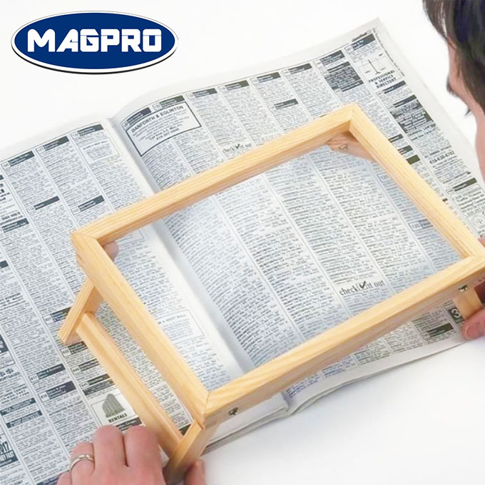 Hands Free Collapsible Magnifier With Full Page Magnifying Sheet 3x