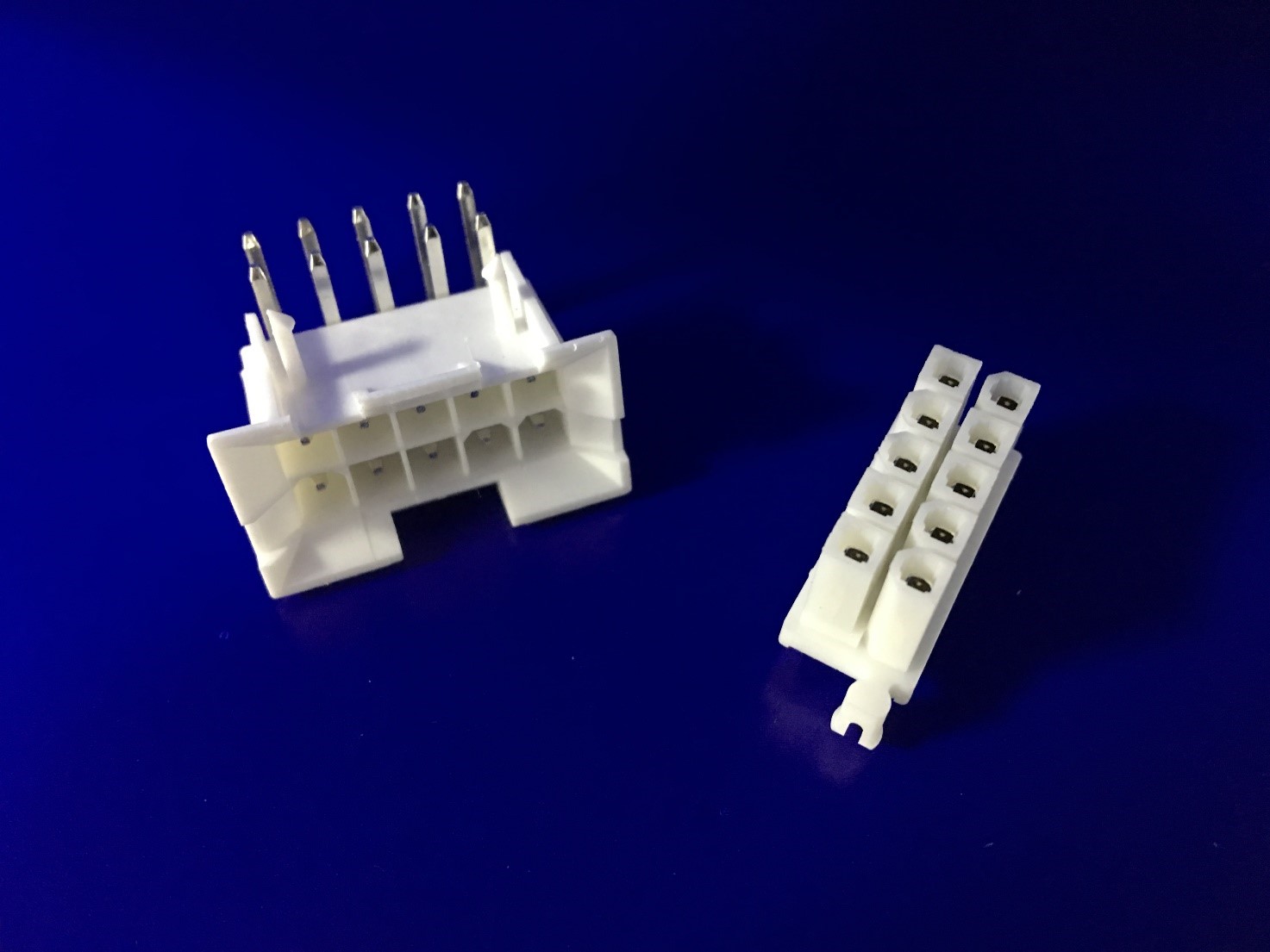 Best 4.2 Pitch Wired to Board Connector/ Receptacle Connectors