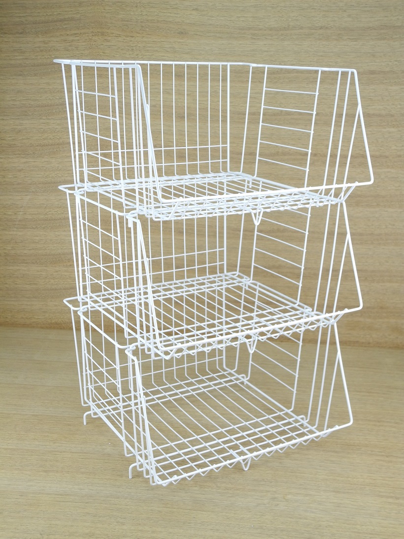 Stacking wire basket