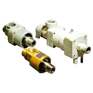 Rotary pressure joints