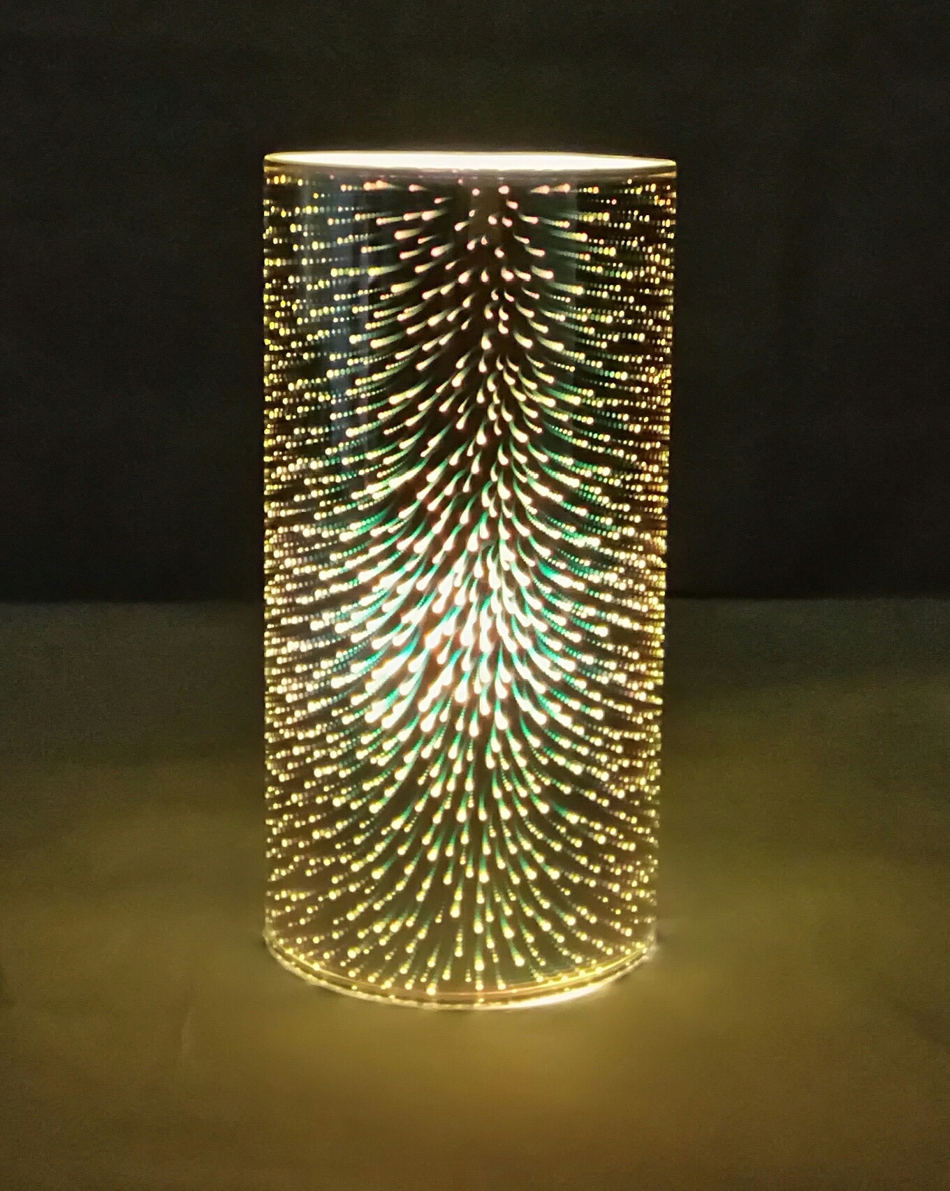 3D Hurricane Glass Cylinder