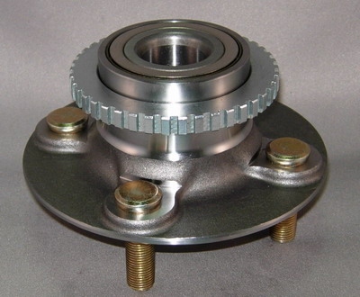 Nissan Wheel Hub & Bearing