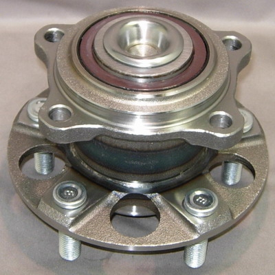 Mitsubishi Wheel Hub & Bearing