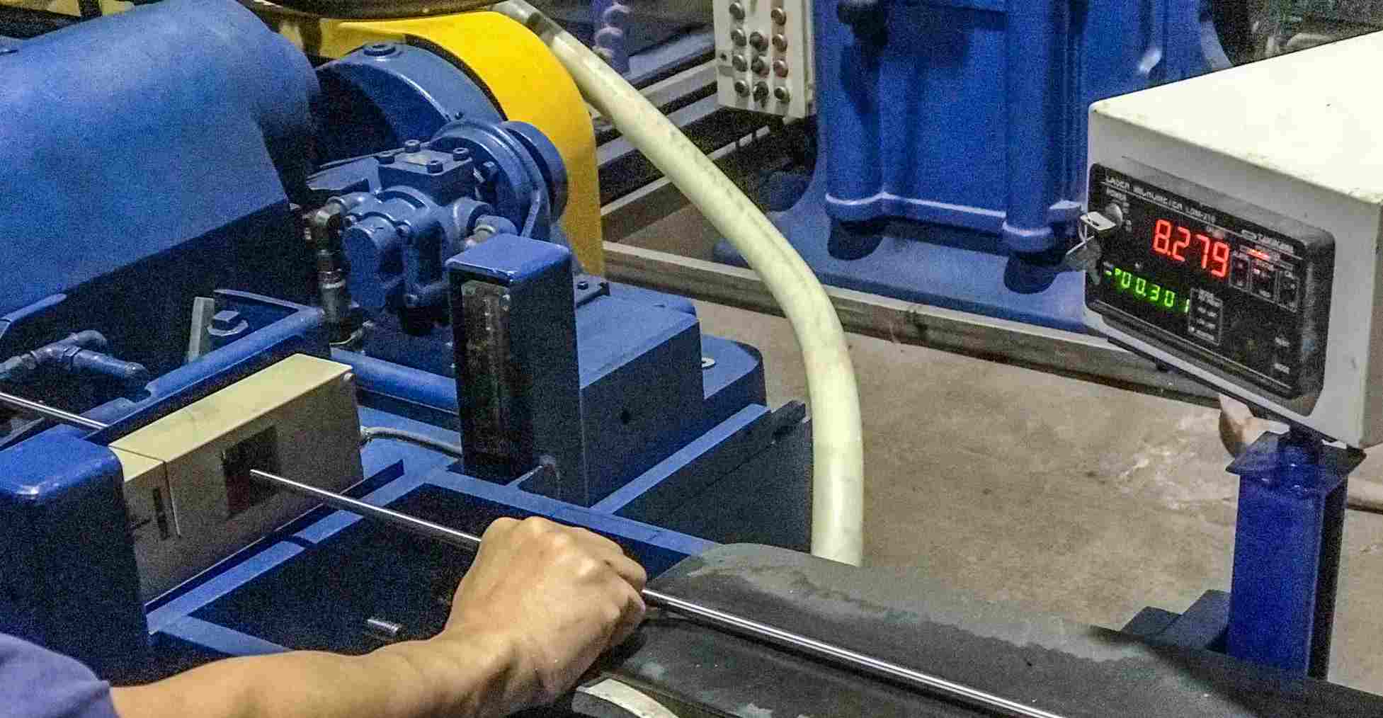 Bright bar centerless grinding and polishing machine