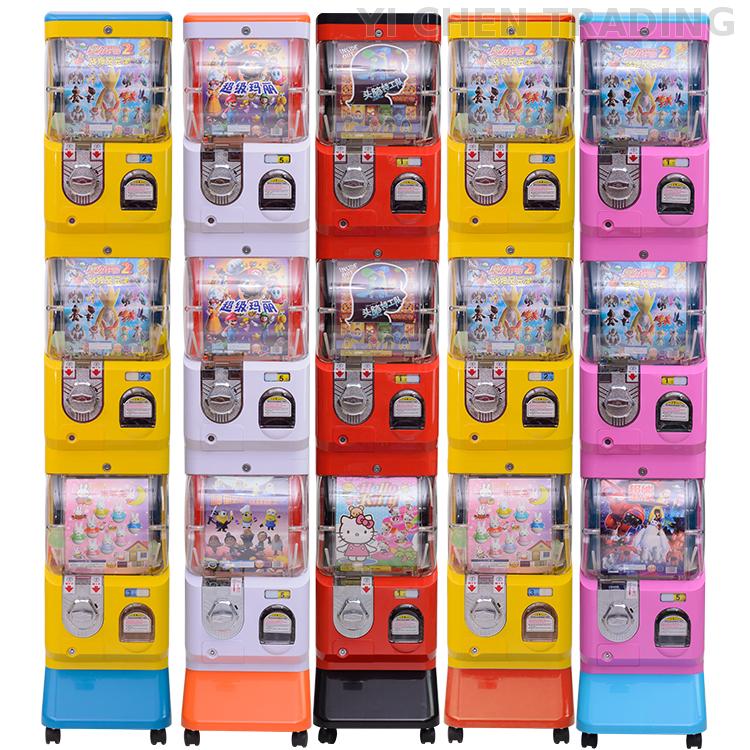 Capsule toys vending machine