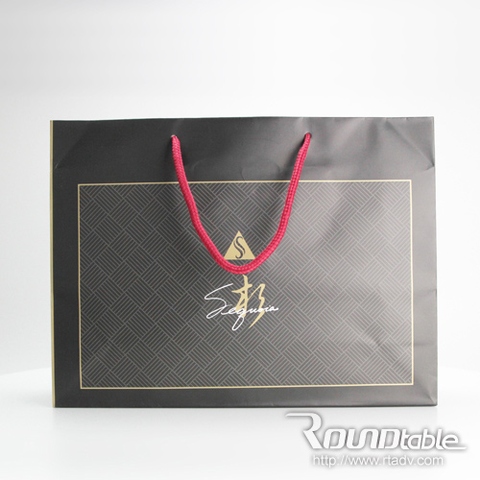 Made in Taiwan Black and gold Custom Printing Paper Box for design