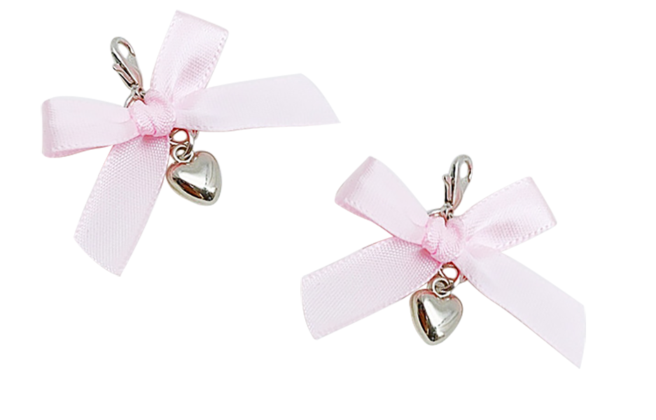 Pink Grosgrain Bow with Dazzling Silver Heart Shoe Charms Fashion ...