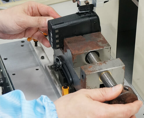 R & D / Customized Service / Factory Outlet / Made In Taiwan