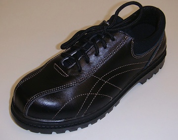 safety shoes,safety boots,working shoes,protective shoes,helmets,安全鞋,安全工作鞋,安全雨鞋,安全帽,安全帶