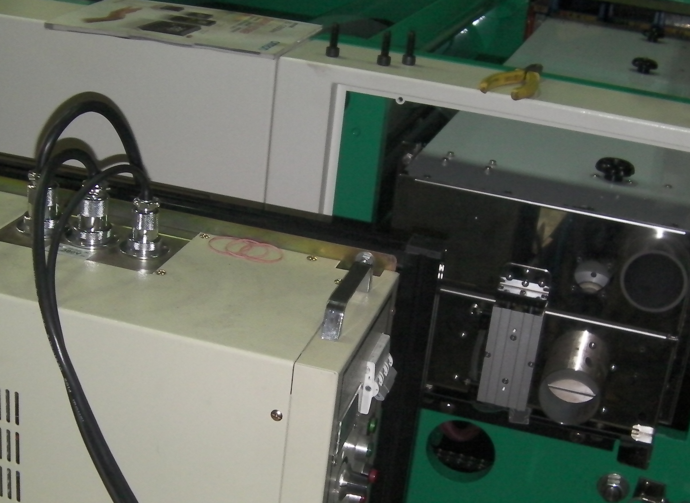 CORONA MACHINE