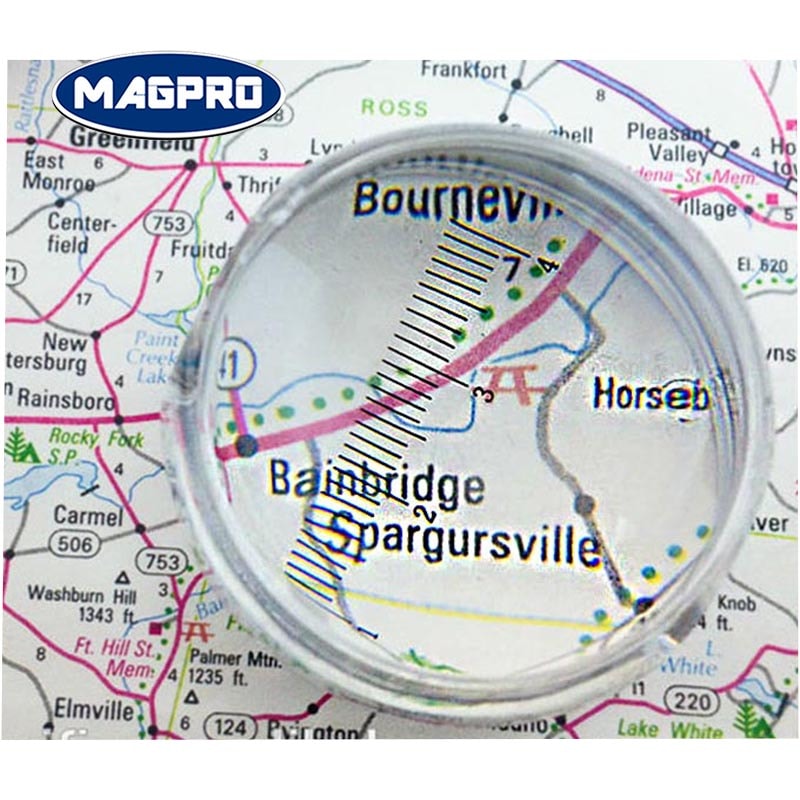 文鎮型放大鏡可用於複雜地圖