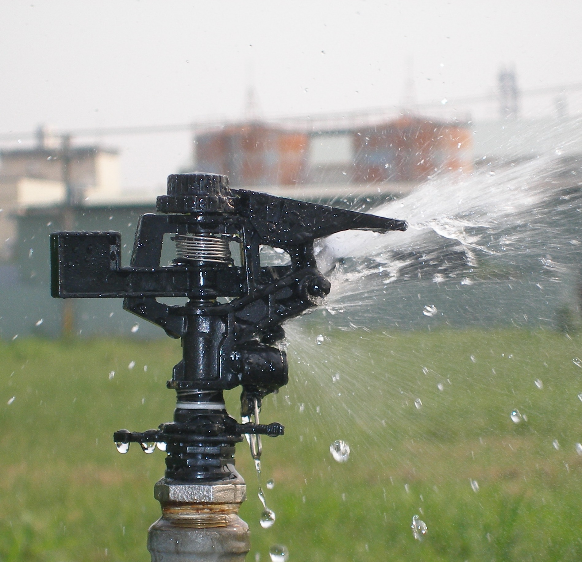DEAR DEER Plastic Impulse Sprinkler (impact sprinkler, farm sprinkler,  garden sprinkler, irrigation sprinkler) BJ-100 | Taiwantrade