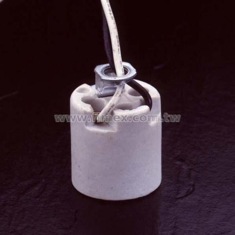 PORCELAIN LAMP HOLDER WITH BRACKET & LEAD WIRE 