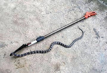 Taiwan Snake Catcher Tool | SUN ZING ENTERPRISES CO., LTD
