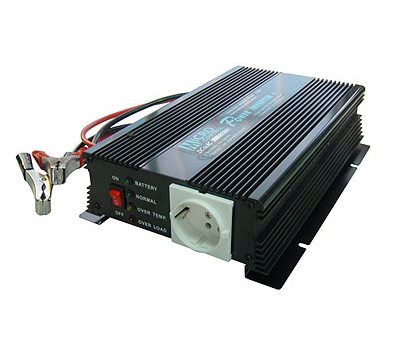 Power Inverter W/Battery Charger