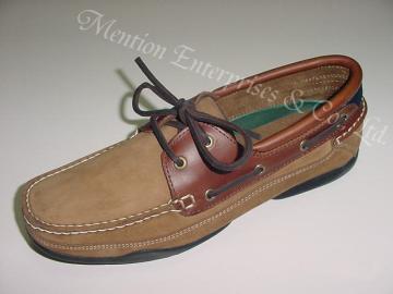 boat casual shoes