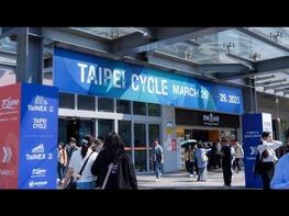 由外貿協會主辦的「2025 台北國際自行車展（TAIPEI CYCLE）」與「台灣國際運動及健身展（TaiSPO）」於今（29）日圓滿落幕。今年兩展共吸引超過80個國家、逾4,500名國際買主來臺觀展，前五大買主國依序為日本、中國大陸、美國、韓國及新加坡，現場交流熱絡。TaiSPO展中並辦理一對一採購洽談會，計有印度、土耳其、以色列、阿拉伯聯合大公國、保加利亞等5 國 19 位買主與 55家參展商進行 86 場次洽談，顯示全球對於智慧運動與綠色騎行市場的高度關注與期待。 【多元亮點活動 聚焦永續與跨域合作】 TAIPEI CYCLE 今年以「Green Forward 永續前行」為主題，攜手 SGS評選出35家落實綠色製造、循環經濟與低碳技術的優質企業。今年的永續活動除了許多臺灣知名大廠如建大、巨大、桂盟等參與，更吸引了國際大廠如Vittoria、SRAM、reTyre、Schwalbe等加入，廠商普遍反映良好，表示可望透過導覽導入更多目標客群。 TaiSPO 潛水專區今年特別開放持有潛水員證照的觀眾免費換證入場，獲得 18 家潛水品牌一致好評。業者普遍認為，此舉有效提高專業觀眾到場率，同時促進產業間的鏈結與跨領域合作。為慶祝 TaiSPO 50 週年，展會也特別舉辦「台灣大力士 5 AS ONE」競賽，吸引眾多健身愛好者與運動員到場。 【會員現場直擊】 #迦莎賽克有限公司 https://casacycles.en.taiwantrade.com/ #信隆車料工業股份有限公司 https://hlcorp.en.taiwantrade.com/ #輪鋒工業股份有限公司 https://first.en.taiwantrade.com/ #亞得利股份有限公司 https://aduibrake.en.taiwantrade.com/ #昂禹企業有限公司 https://raisewings.en.taiwantrade.com/ #久祿興業股份有限公司 https://jeouluh.en.taiwantrade.com/ #金鴻股份有限公司 https://aropec.en.taiwantrade.com/ #神鼎工業有限公司 https://shending.en.taiwantrade.com/ #歐都納股份有限公司 https://atunas.en.taiwantrade.com/ #榮曜國際有限公司 https://curamotion.en.taiwantrade.com/ #德家實業股份有限公司 https://glorylife.en.taiwantrade.com/ 企業跨境電商外銷優質選擇 #台灣經貿網 https://ttpromote.taiwantrade.com 豐富的生態圈由此去 https://info.taiwantrade.com/index/se... 了解詳情 0800-506-088