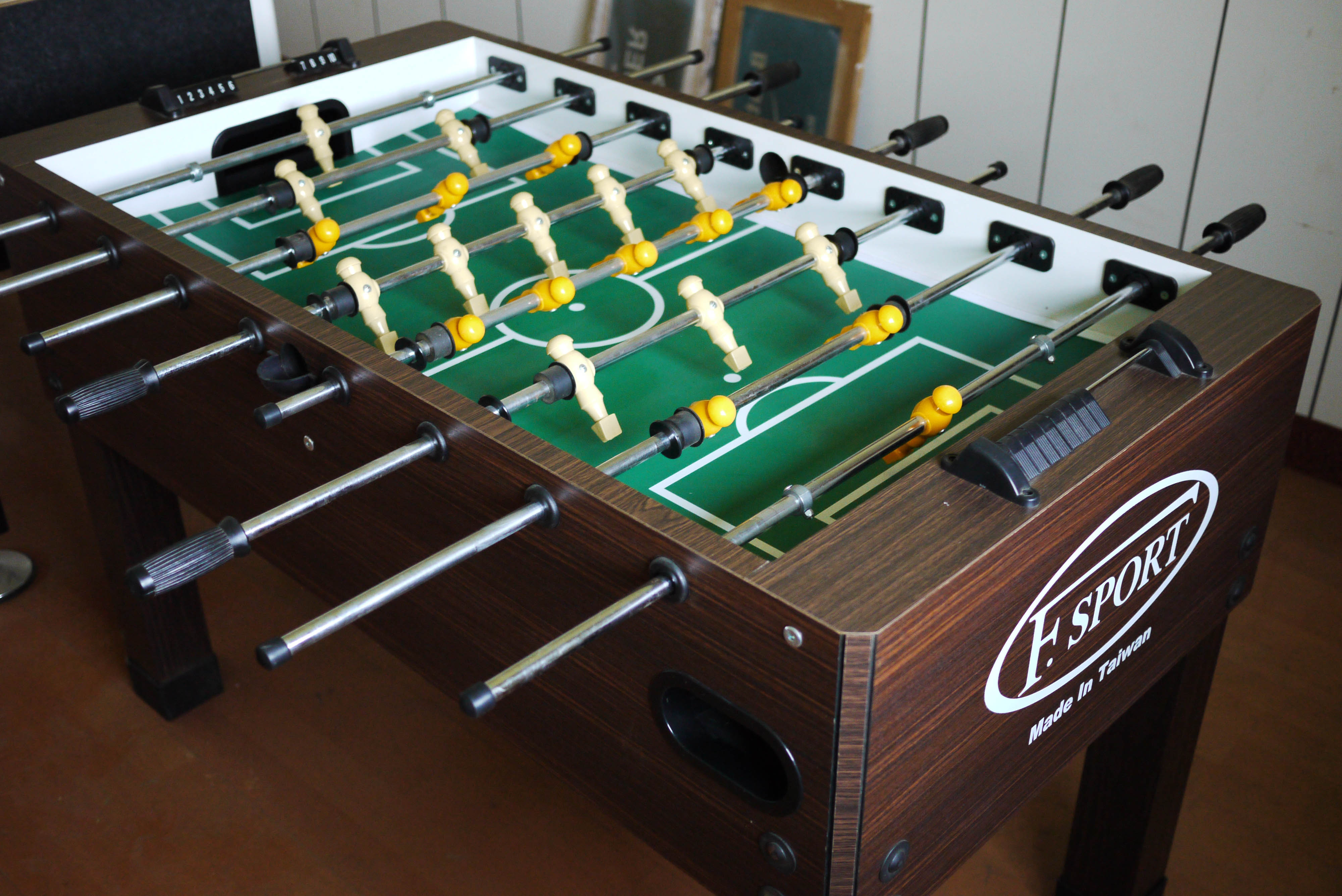 table football (foosball) ch-1003r