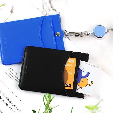 retractable card holder