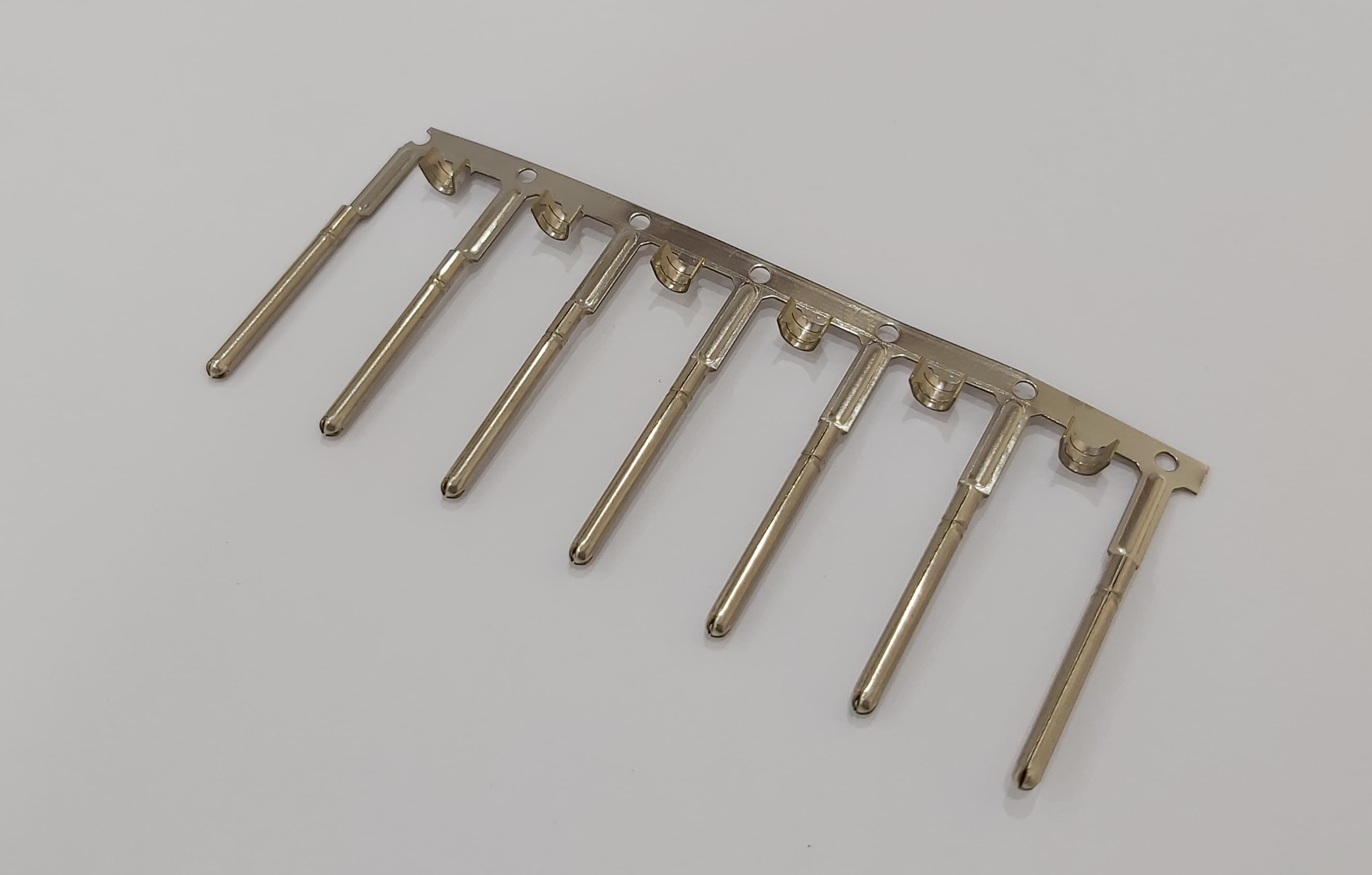 Male Pins Connector Terminal, Crimp Style in Standard