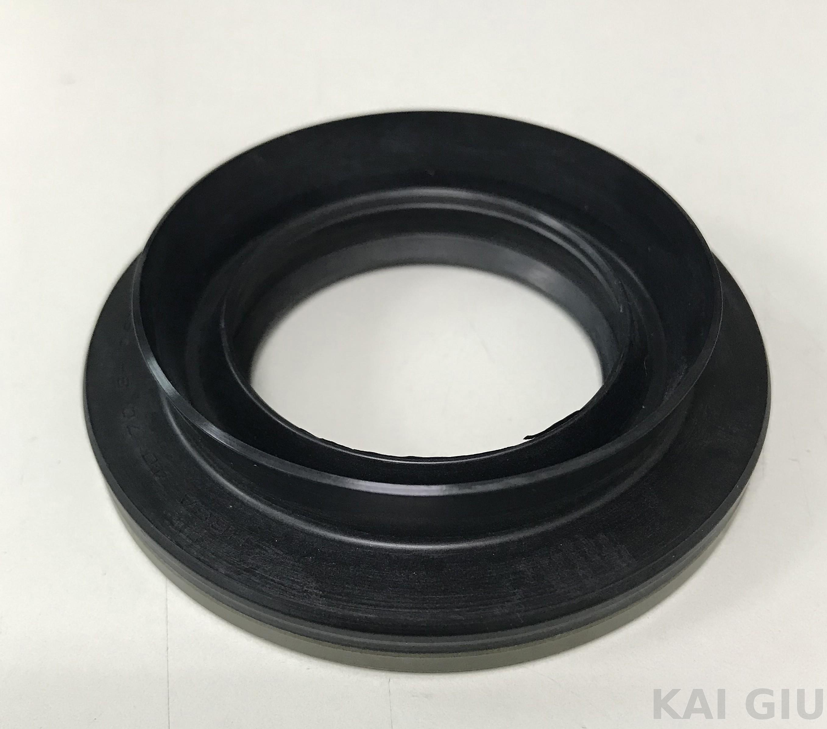 TOYOTA FORKLIFT OIL SEAL TRANSMISSION