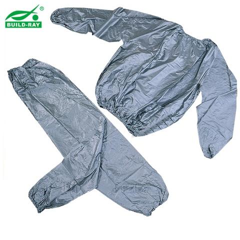wearing sauna suit to lose weight