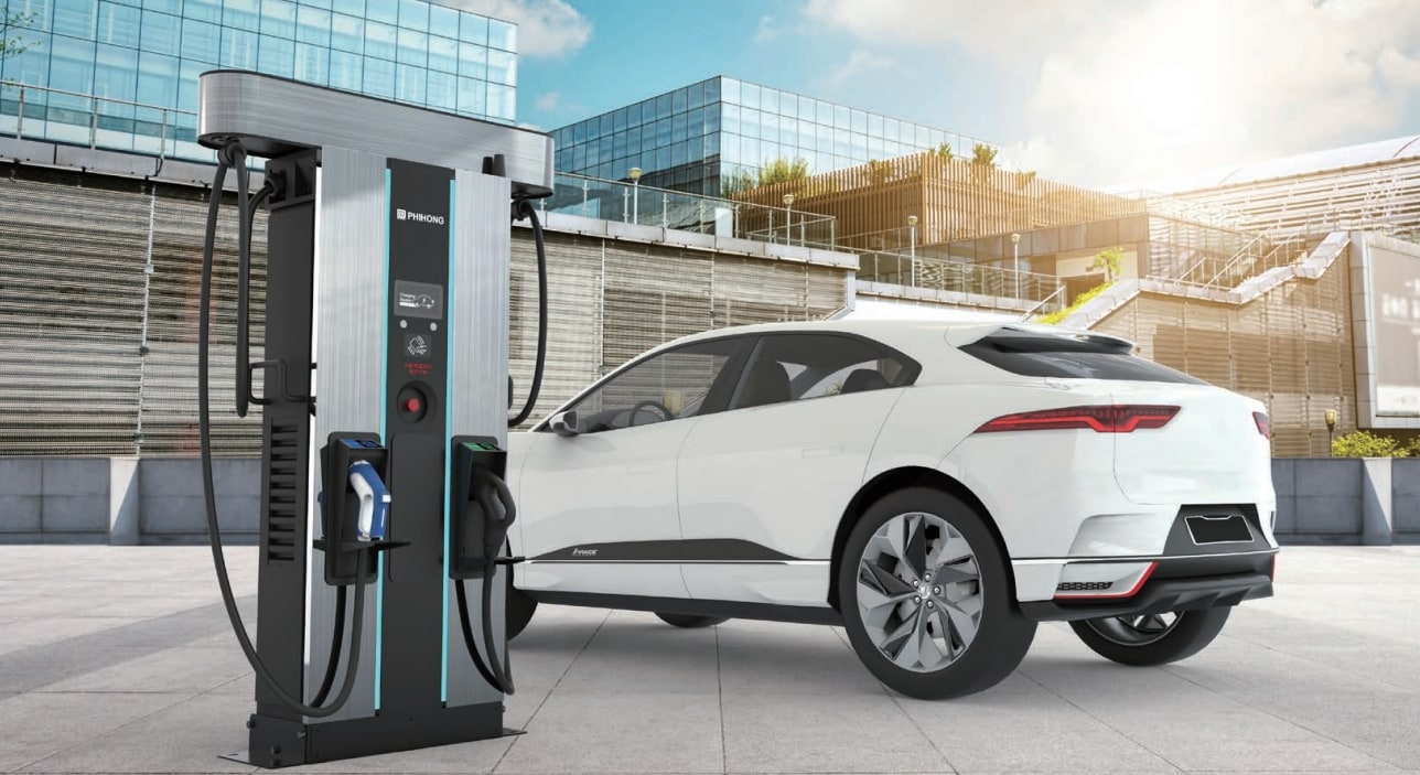 Electric Vehicle Fast DC Standing Charger