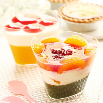 Jelly cups for homemade desserts