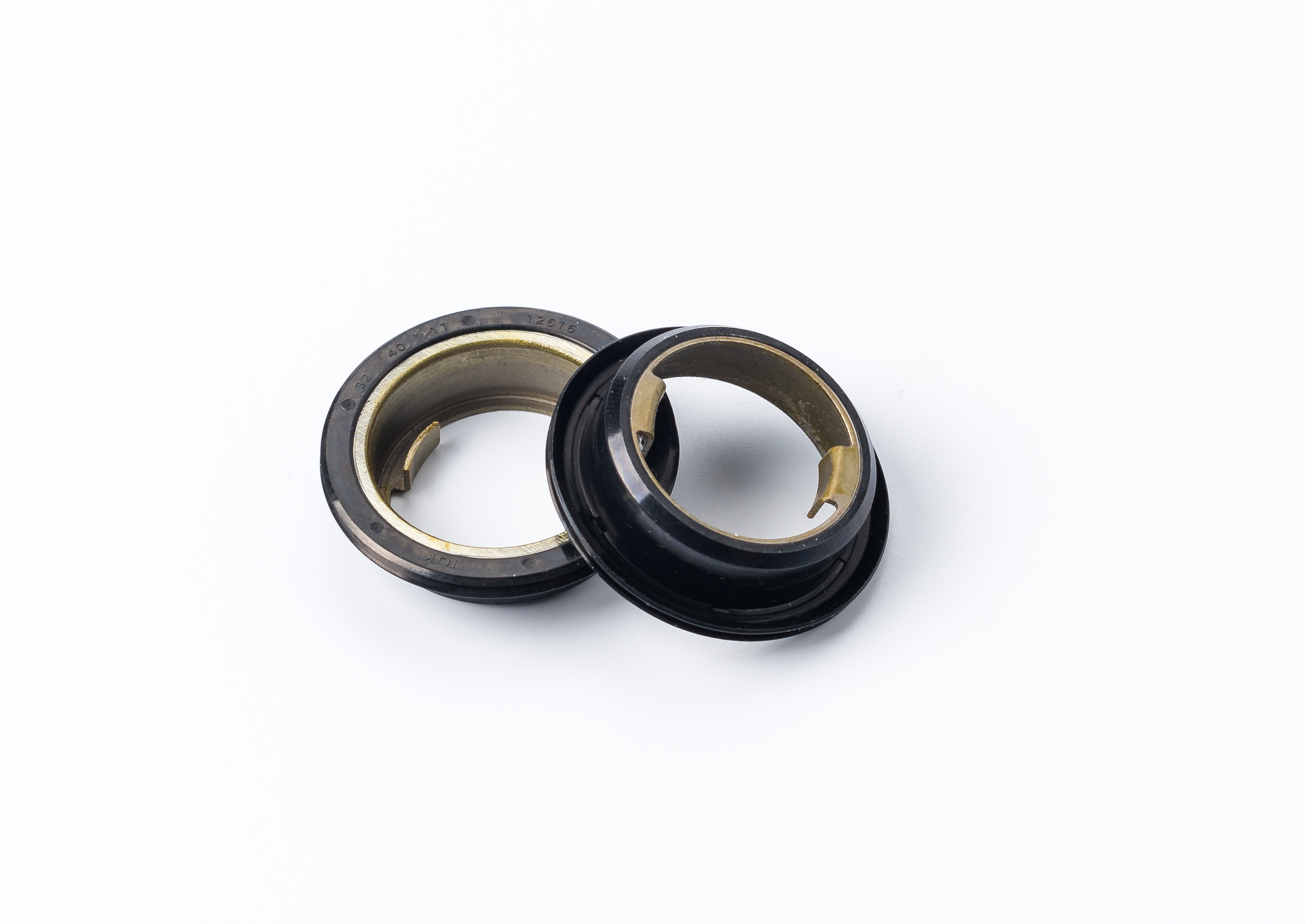Front & Rear Wheel Hub Seal / Bearing Oil Seal