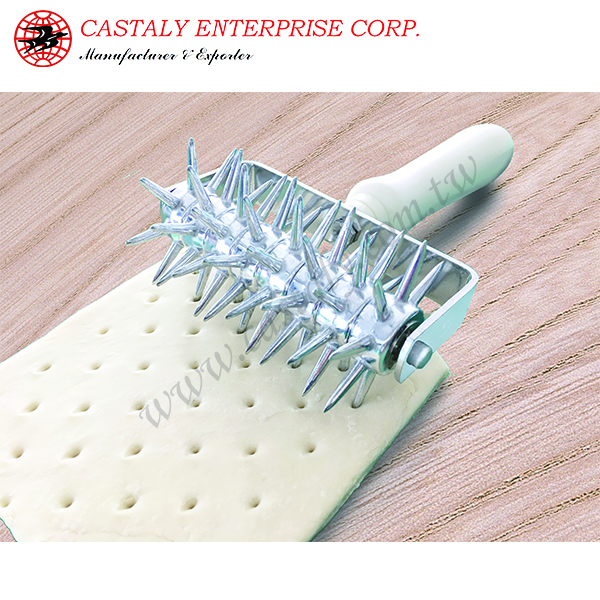 Baking Supplies PP Handle Metal Spiked Roller Pizza Cookie Pie Dough