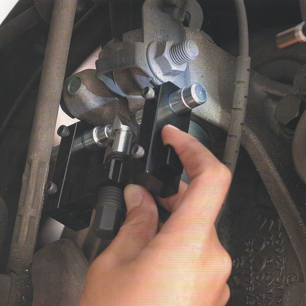 【FIRSTINFO】Universal MultiFunction Steering Knuckle Spreader Tool Set