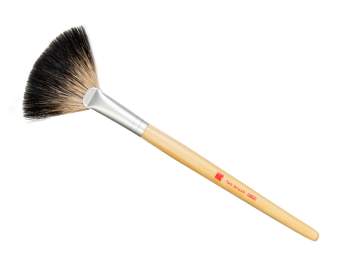 HNC Classic Elegant Series Make up brush Raccoon Hair Fan Brush