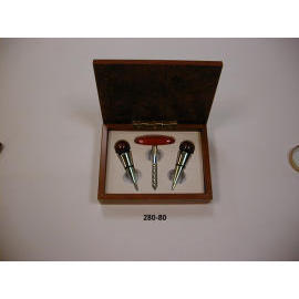 Wine corkscrew and cork gift set.