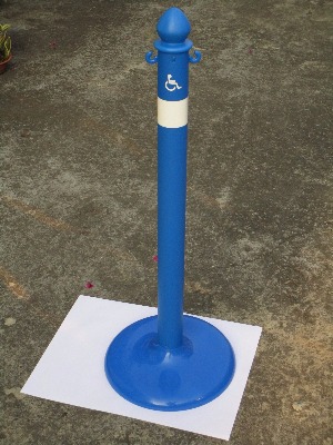 Plastic Post with Handicap Sign