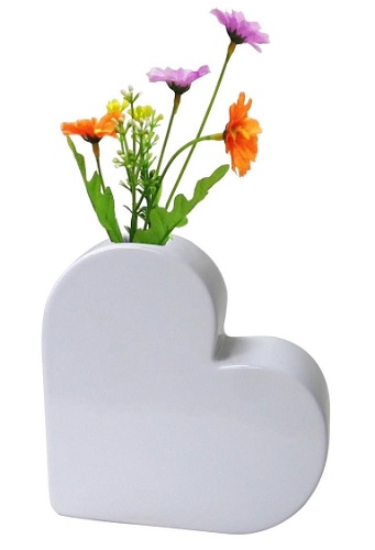 Flying heart ceramic vase