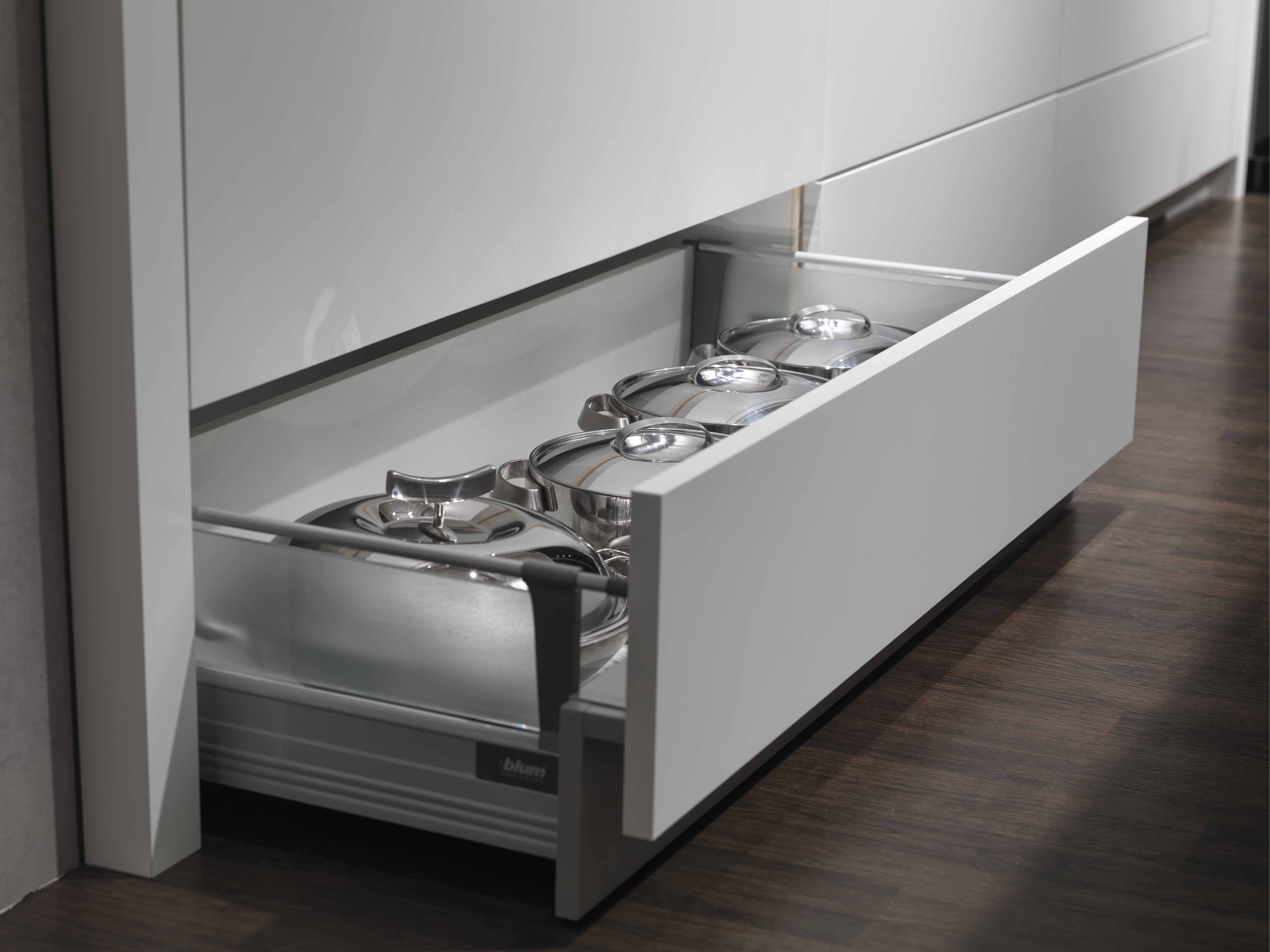 Toe Kick Drawer with Push to Open Drawer / Glass Slides Taiwantrade