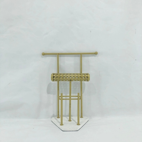 METAL JEWELRY HOLDER  WITH CEMENT BASE