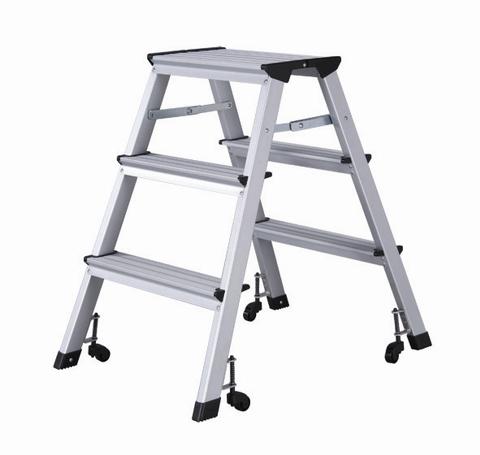 Aluminum ladder 