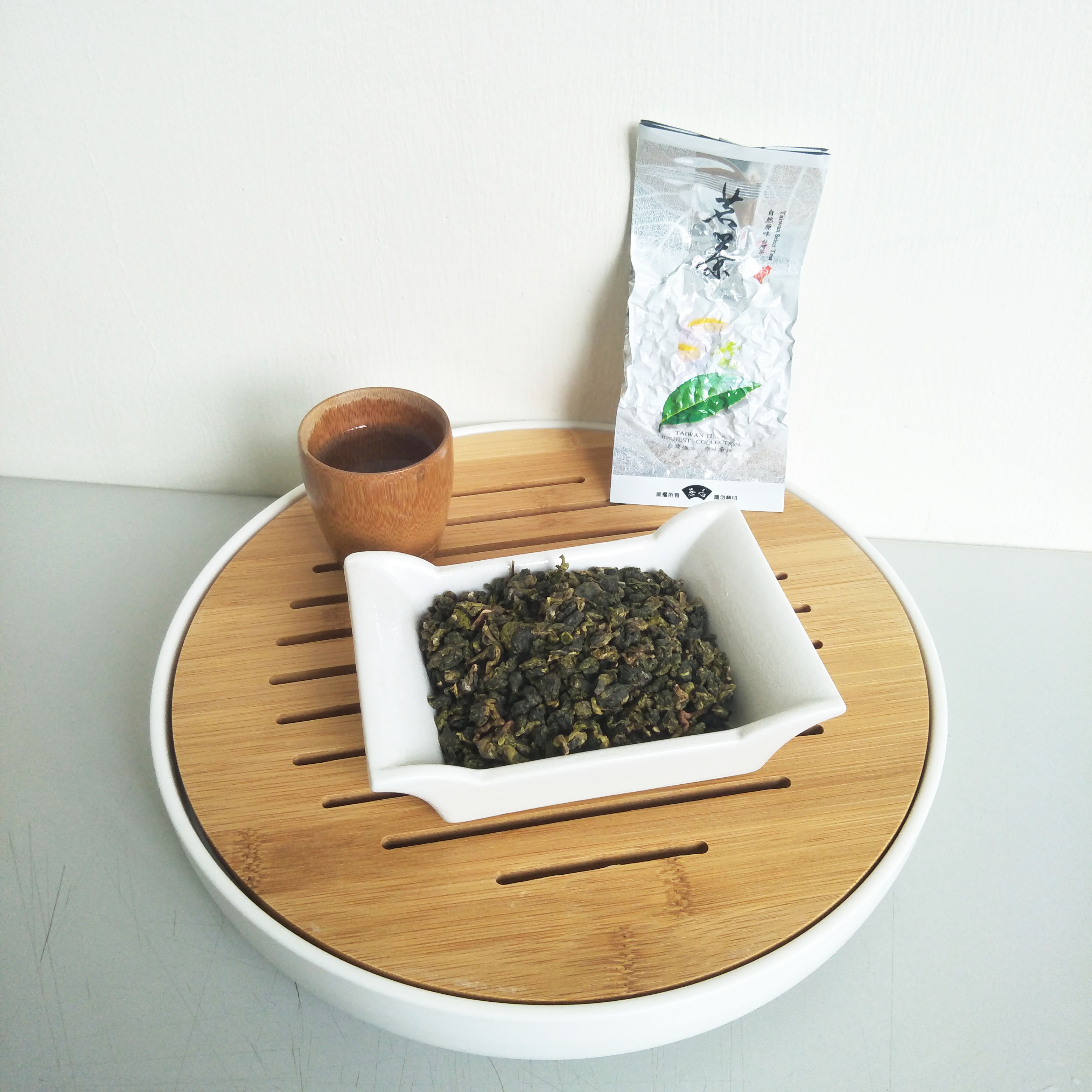 Fresh Premium High Mountain Oolong Tea
