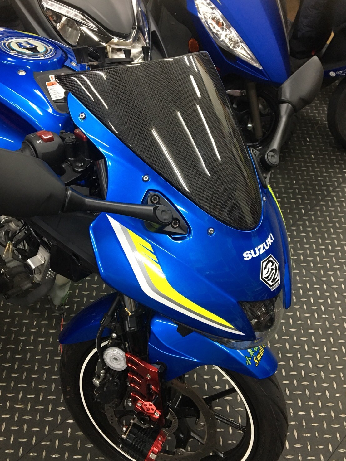 Mos Carbon Fiber Double Sided Windshield For Suzuki Gsx R150 Gsx