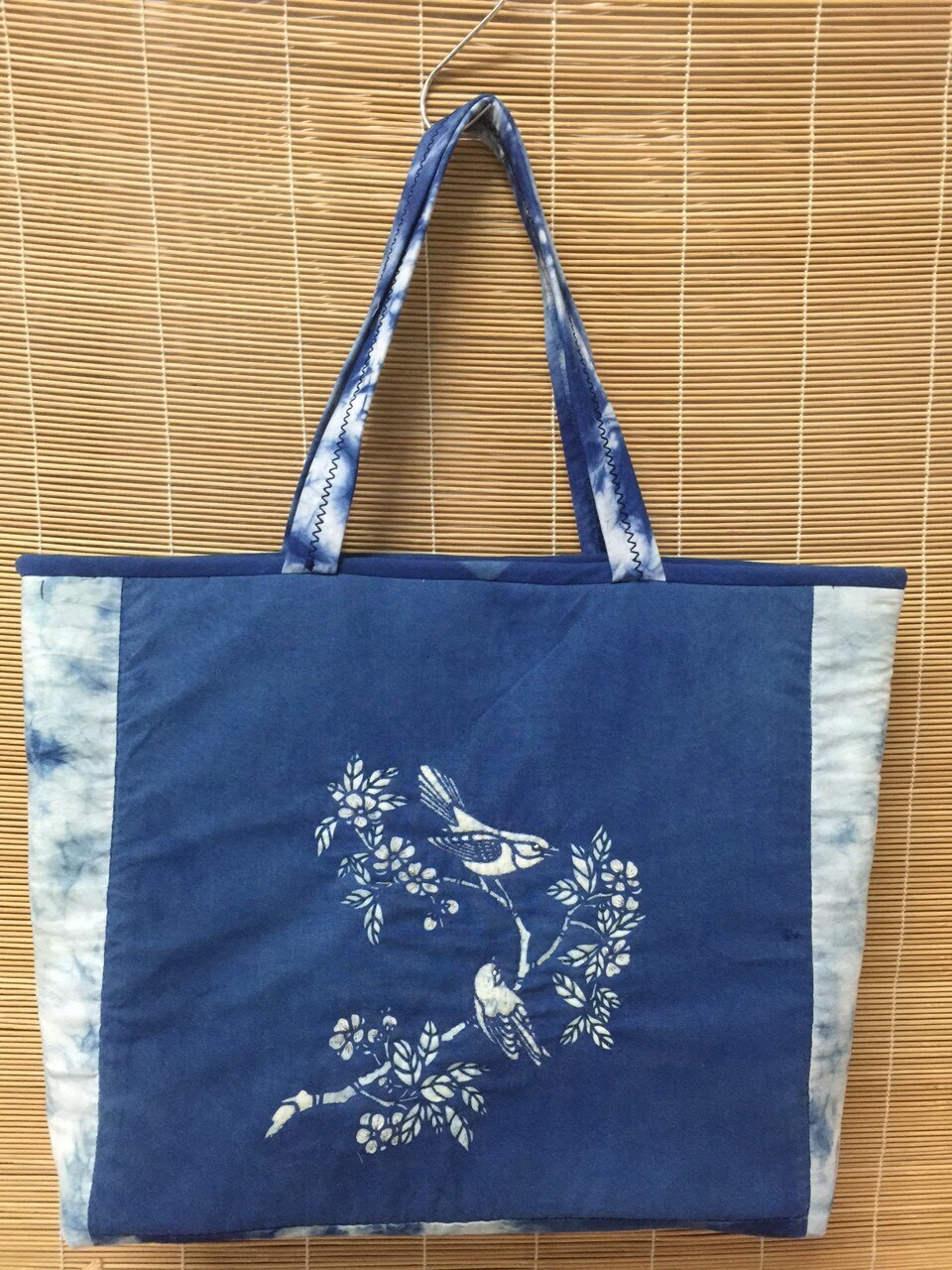hand bag