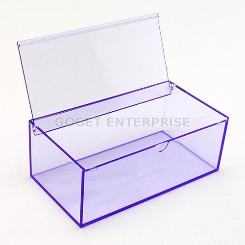 clear plastic box with hinged lid
