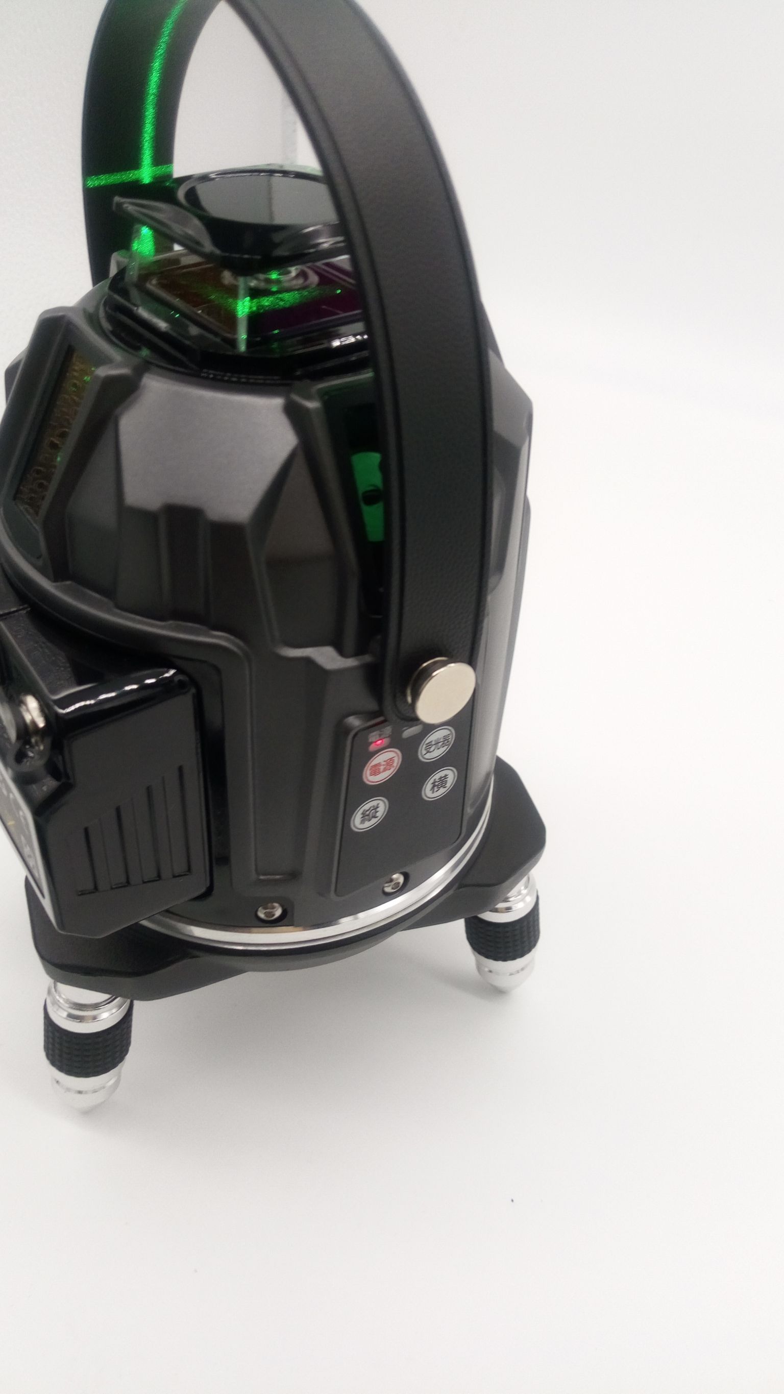 Electronic leveling laser level