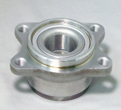 Mitsubishi Wheel Hub & Bearing