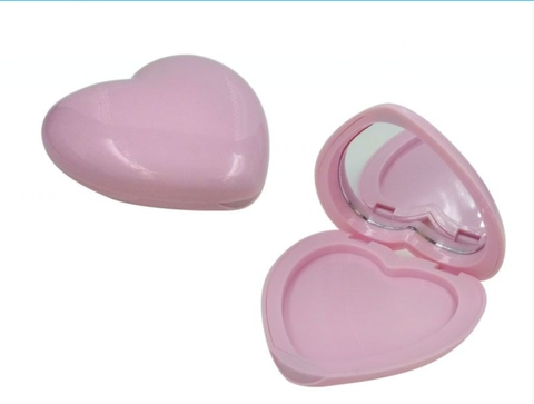 HEART SHAPE COMPACT