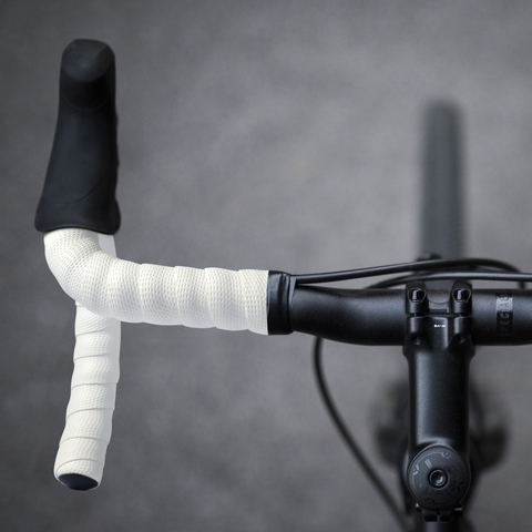 PU Bicycle Bar Tape Comes with Pair of Bar End Plugs