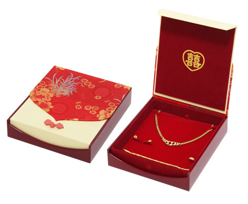 Custom Chinese Wedding Gold Wooden Box