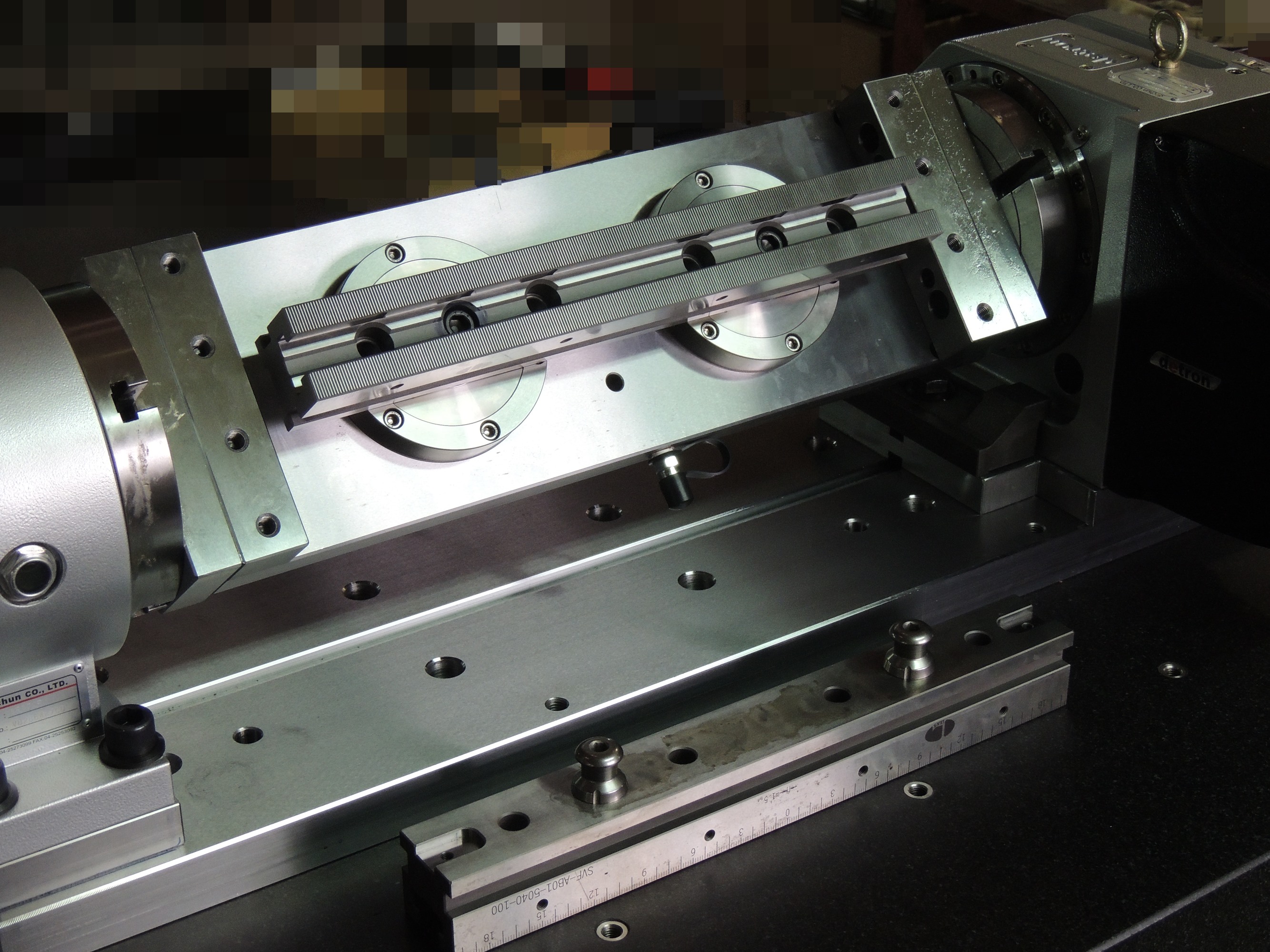 Rotary table fixture with ZeroClamp (Zeropoint clamping system)